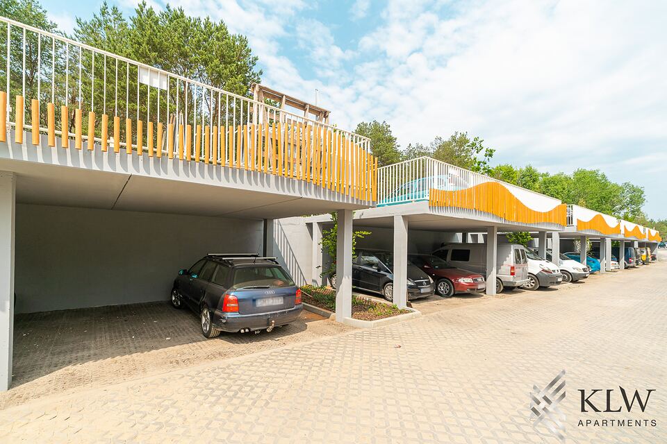 Zadaszone miejsca parkingowe